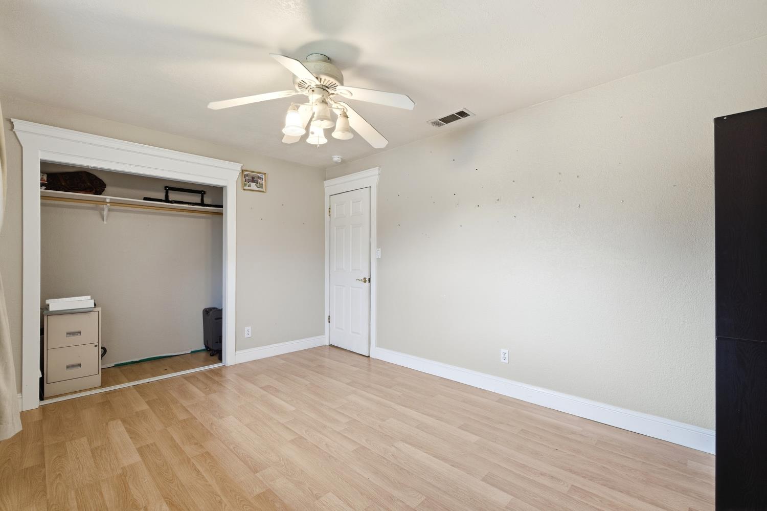 36313 Ave 12 Madera, CA 93636 - Photo 24 of 41 wooden floor in an empty room