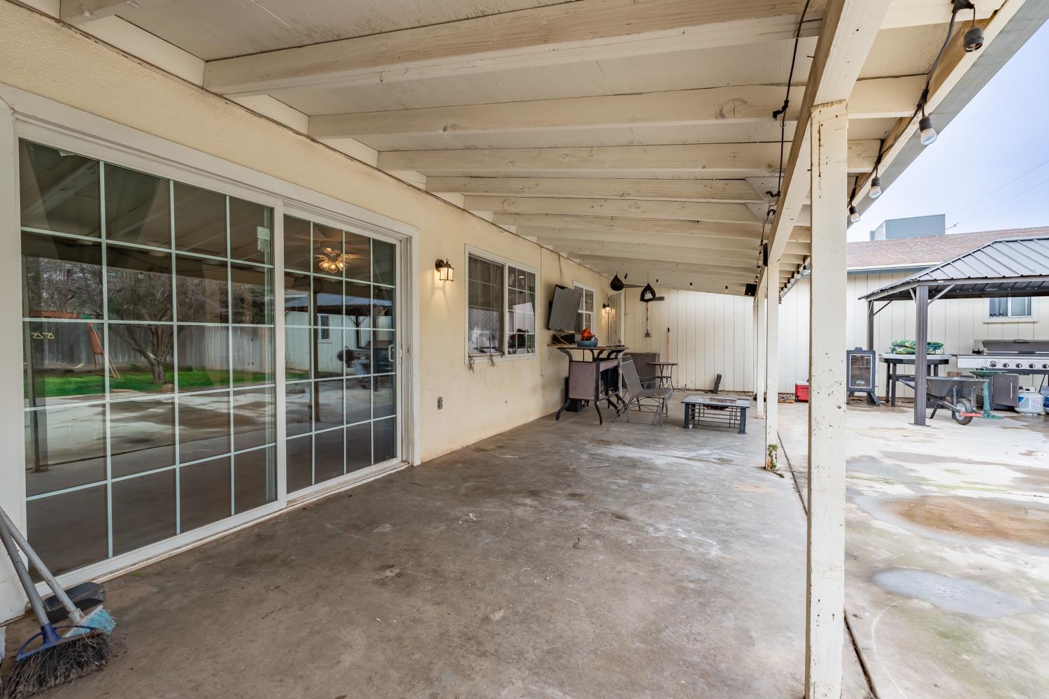 36313 Ave 12 Madera, CA 93636 - Photo 5 of 41