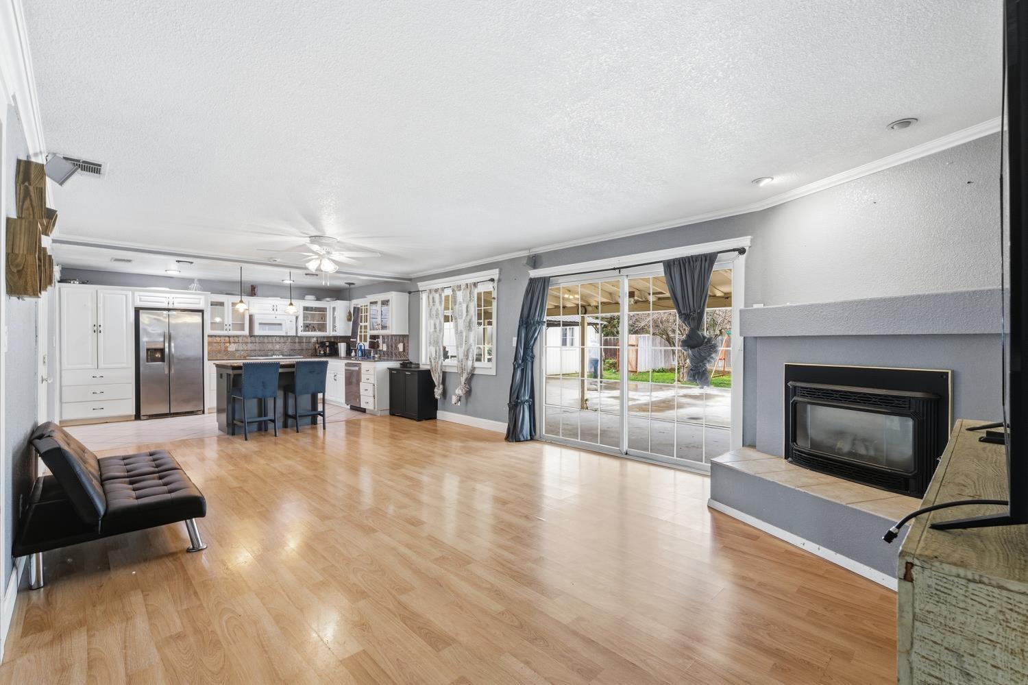 36313 Ave 12 Madera, CA 93636 - Photo 5 of 41