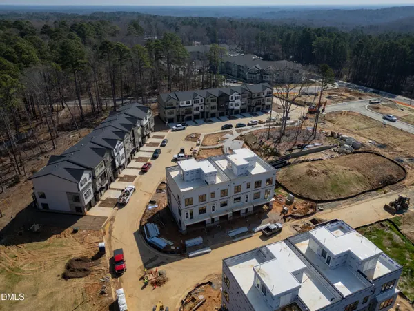 $700,000 | 1129 Booth Park Boulevard, Chapel Hill, NC 27514
