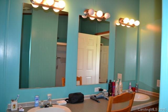 1786 Well Ridge Road Chester, SC 29706 - Photo 6 of 18 Gallery Image 6