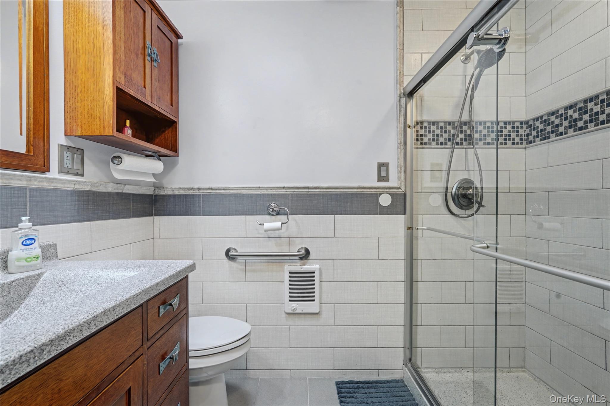 25 Joyce Road Eastchester, NY 10709 - Photo 12 of 27