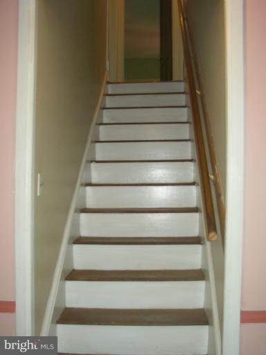 933 Guard Hill Road Middletown, VA 22645 - Photo 25 of 26 a view of entryway