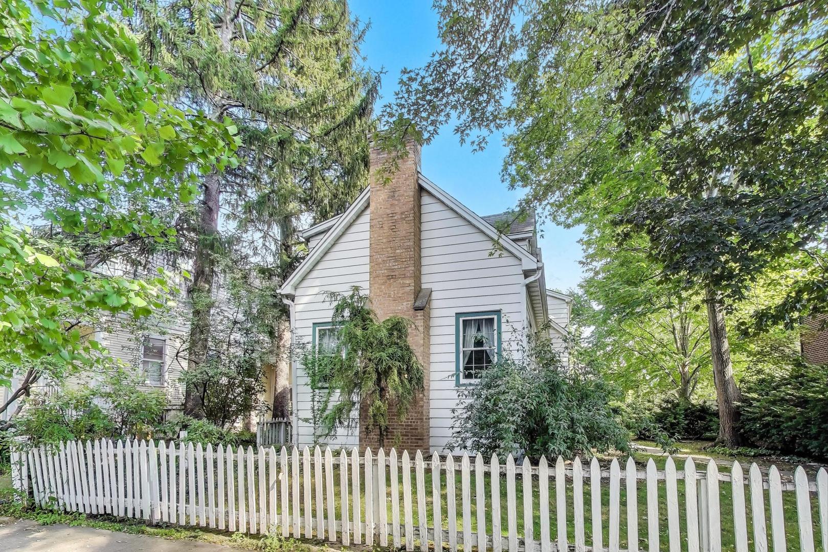 2113 Forestview Road Evanston, IL 60201 - Photo 2 of 18 a house view with a garden