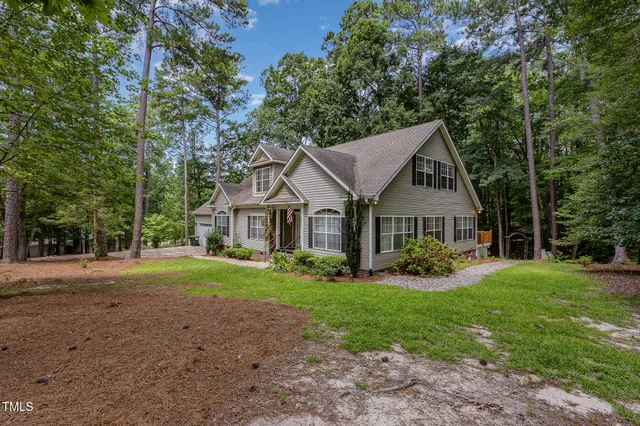 $599,900 | 6086 Dunes Drive, Sanford, NC 27332