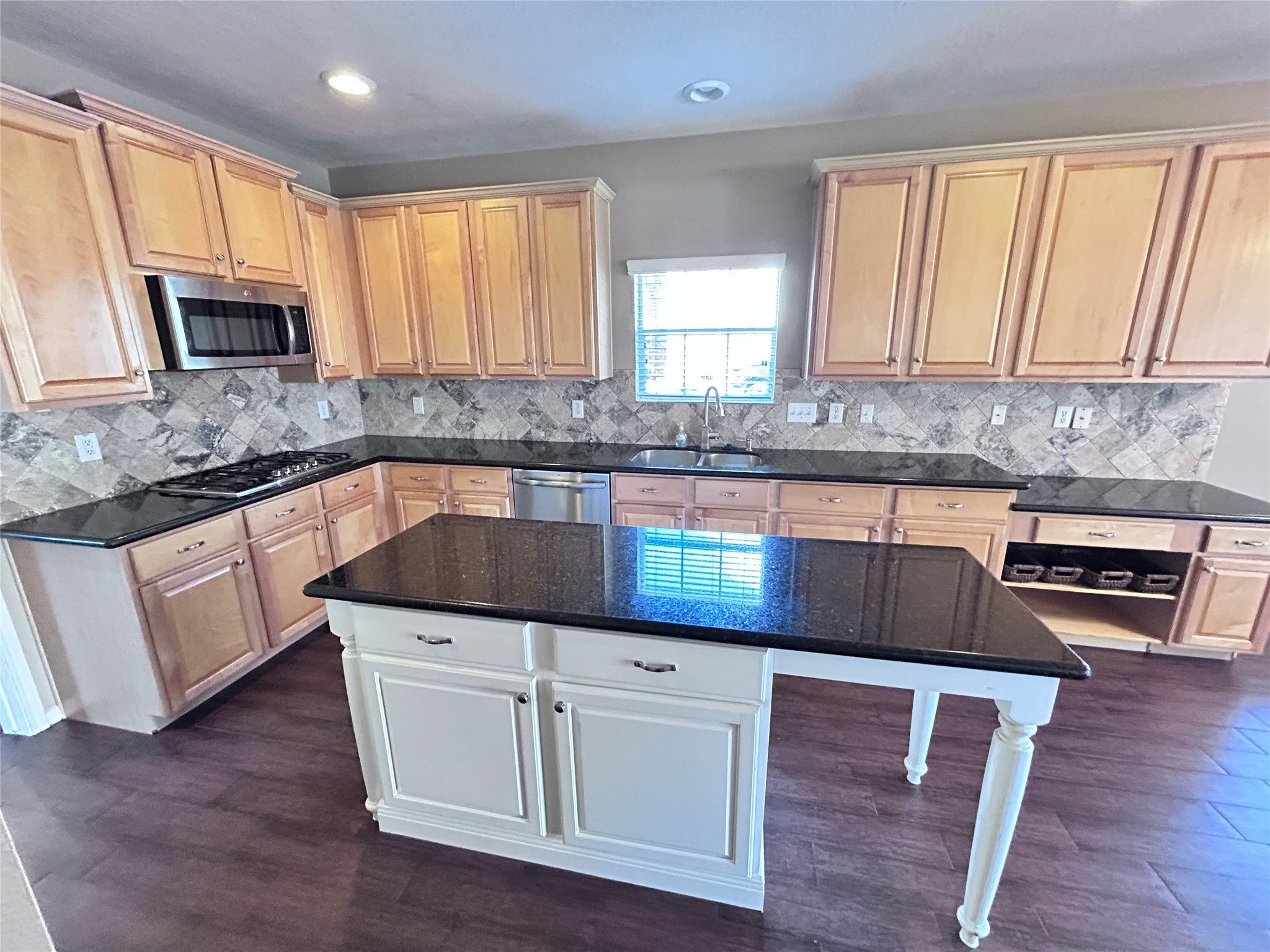 3411 Bay Breeze Drive Seabrook, TX 77586 - Photo 11 of 46