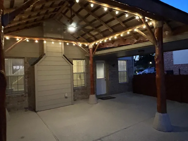 $3,850 | 3411 Bay Breeze Drive, Seabrook, TX 77586