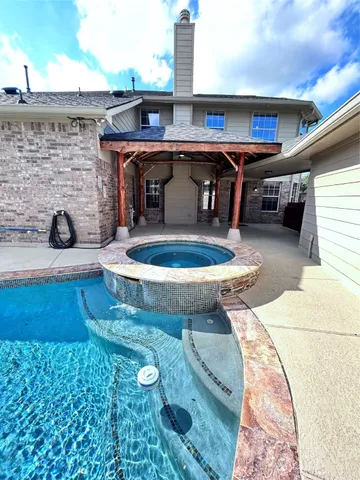 $3,850 | 3411 Bay Breeze Drive, Seabrook, TX 77586