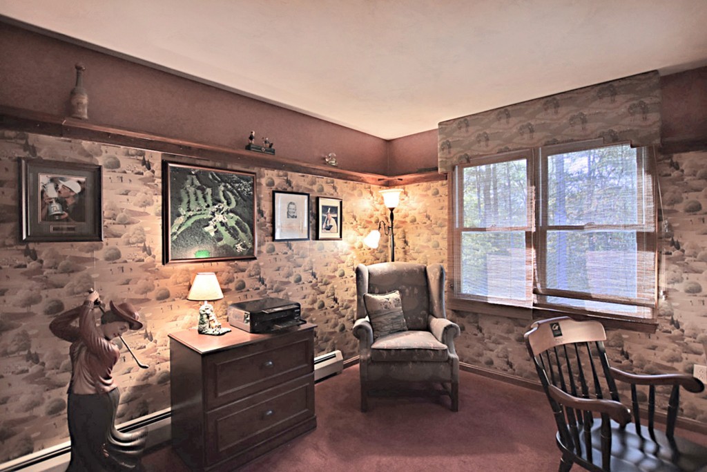 7 Rufus Putnam Place Rutland, MA 01543 - Photo 20 of 24 a living room with furniture and large windows
