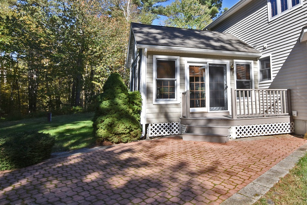 7 Rufus Putnam Place Rutland, MA 01543 - Photo 23 of 24 a front view of a house with a yard