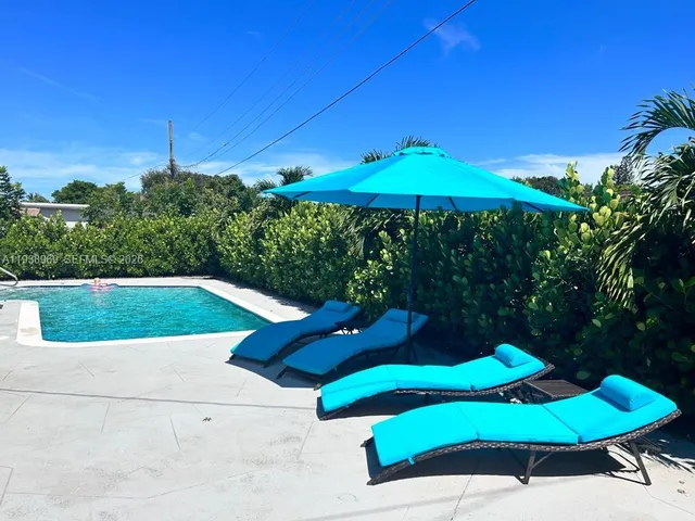 a view of an outdoor space and yard