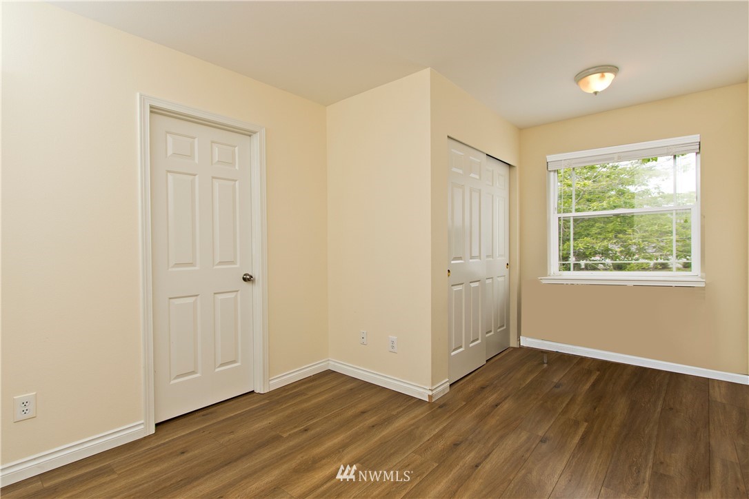 34803 Southeast Ridge Street Snoqualmie, WA 98065 - Photo 14 of 24 Gallery Image 14