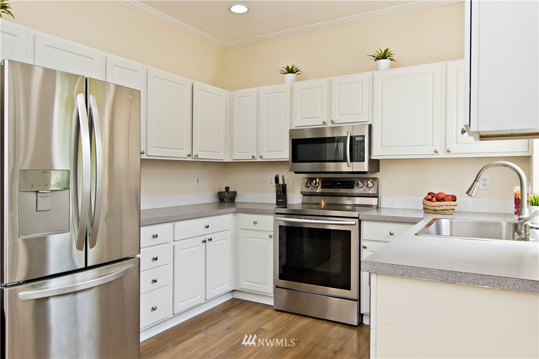 34803 Southeast Ridge Street Snoqualmie, WA 98065 - Photo 9 of 24 Gallery Image 9