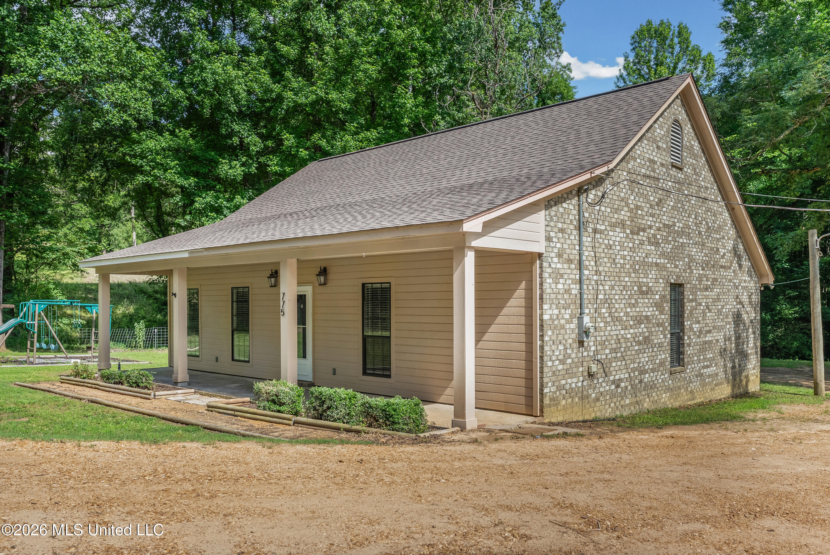 775 Flag Lake Road Sarah, MS 38665 - Photo 3 of 33 2_dsc01443_print