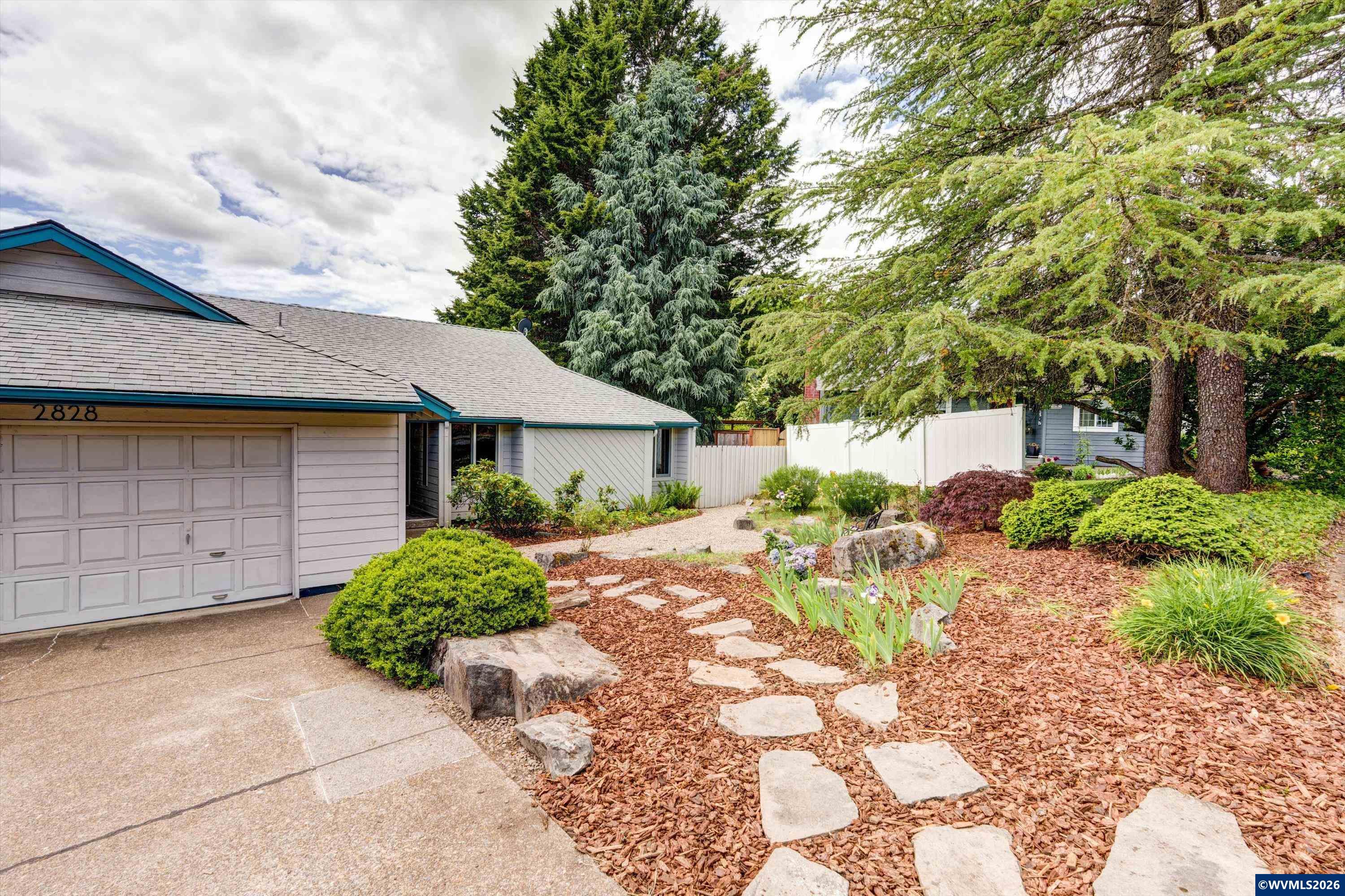 2828 Northwest Angelica Drive Corvallis, OR 97330 - Photo 2 of 49