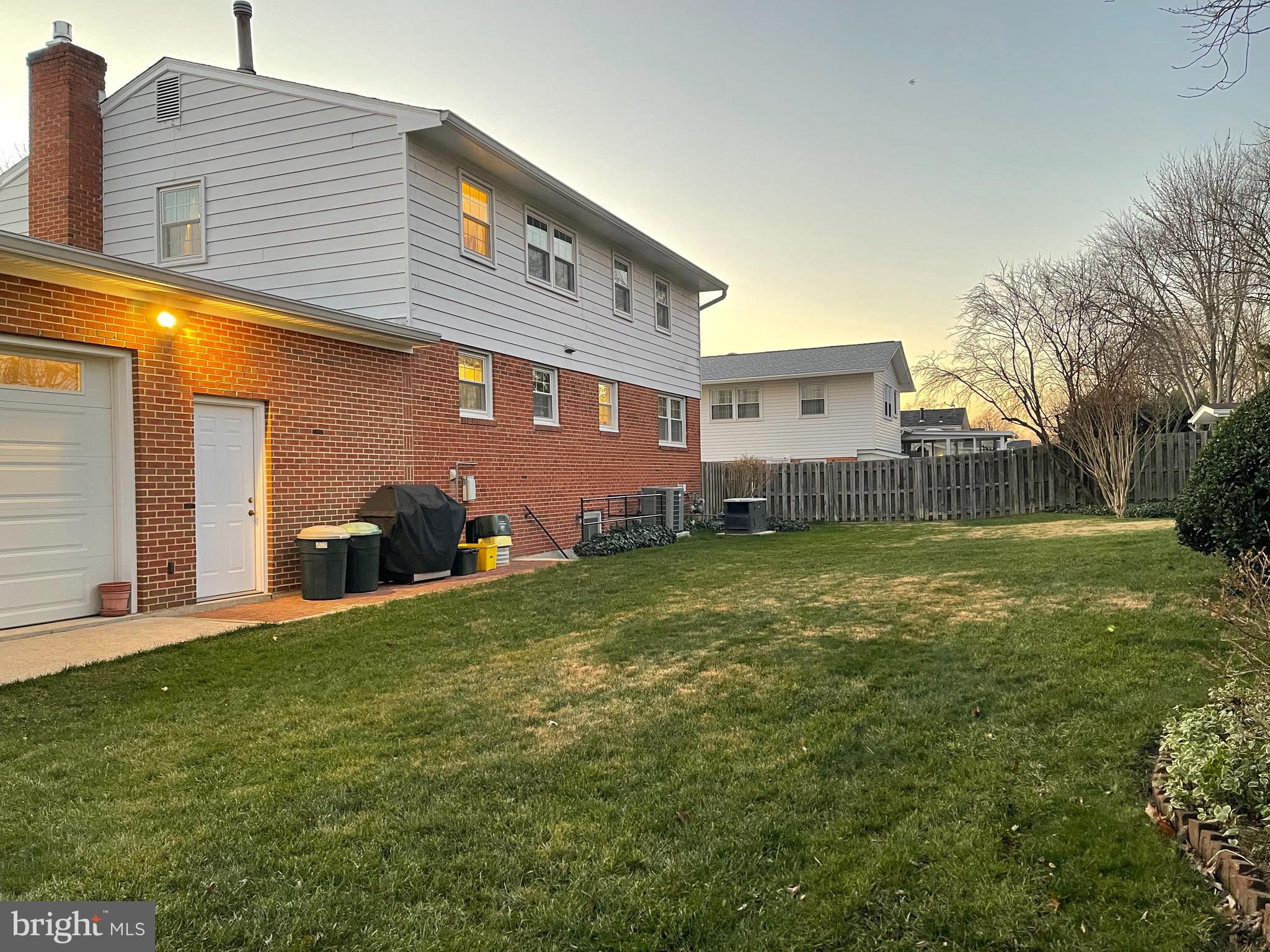 6422 Meriwether Lane Springfield, VA 22150 - Photo 33 of 36 Exterior - Rear
