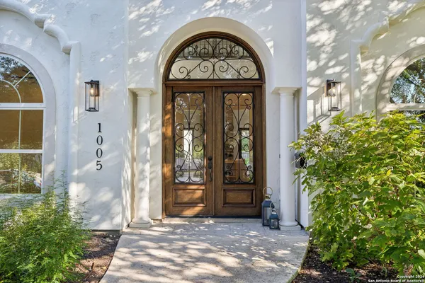 $1,750,000 | 1005 Wiltshire Avenue, Terrell Hills, TX 78209