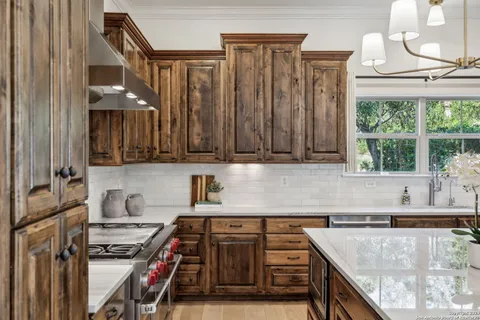 $1,750,000 | 1005 Wiltshire Avenue, Terrell Hills, TX 78209