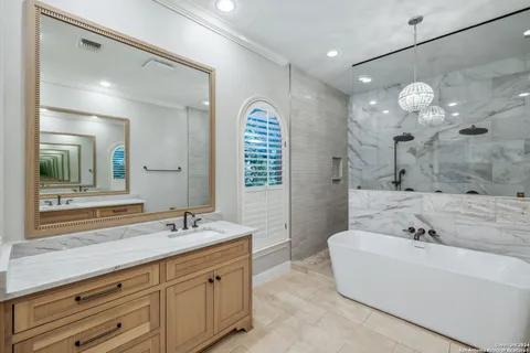 $1,750,000 | 1005 Wiltshire Avenue, Terrell Hills, TX 78209