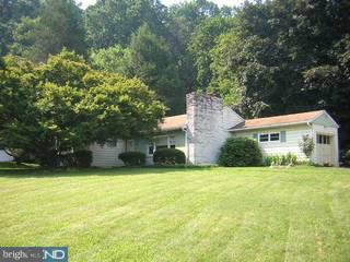 449 Brookwood Road Wayne, PA 19087 - Photo 1 of 6