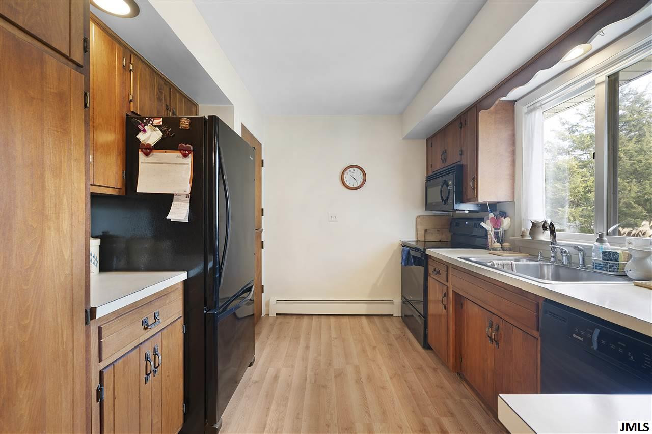 5525 Oakpoint Road Jackson, MI 49201 - Photo 7 of 20 Photo 7
