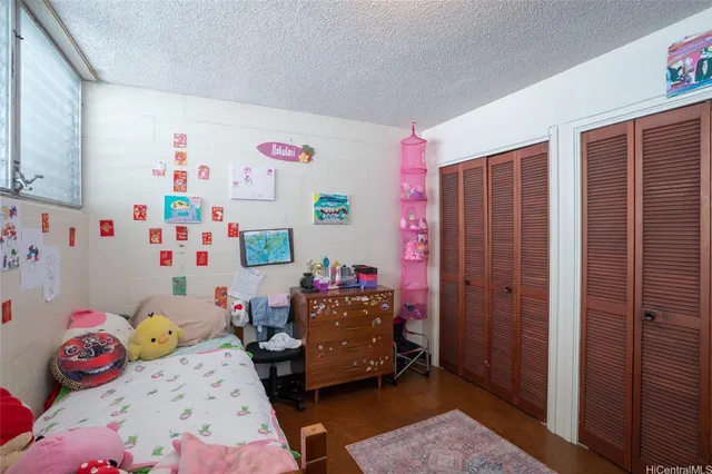 $7,500,000 | 2636 Maunawai Place, Honolulu, HI 96826