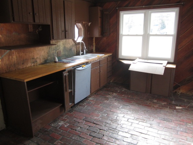 60 Walters Lane Raphine, VA 24472 - Photo 5 of 11 a kitchen with a stove and a sink