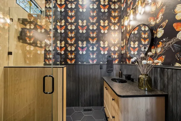 $1,125,000 | 602 South Market Street, Brenham, TX 77833