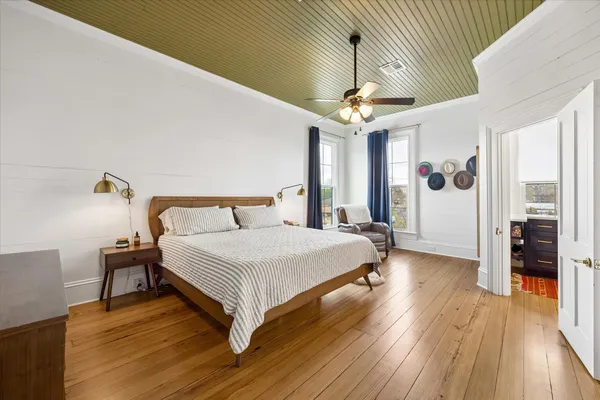 $1,125,000 | 602 South Market Street, Brenham, TX 77833