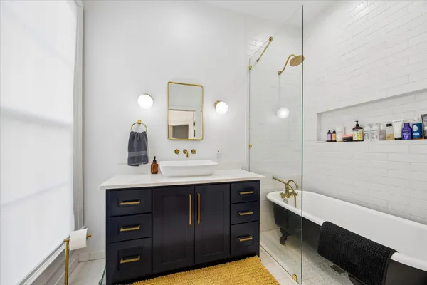 $1,125,000 | 602 South Market Street, Brenham, TX 77833