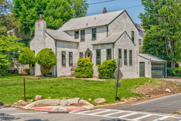 $750,000 | 55 Luddington Road, West Orange, NJ 07052