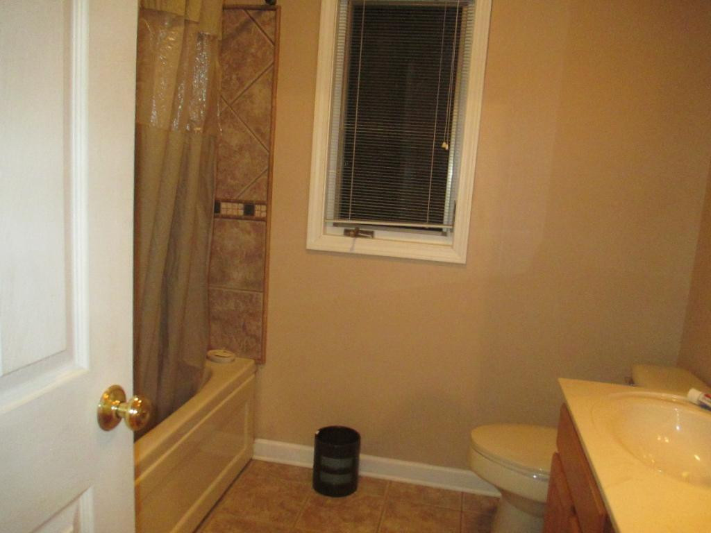 429 Beck Road Piney Flats, TN 37686 - Photo 14 of 36 Photo 14