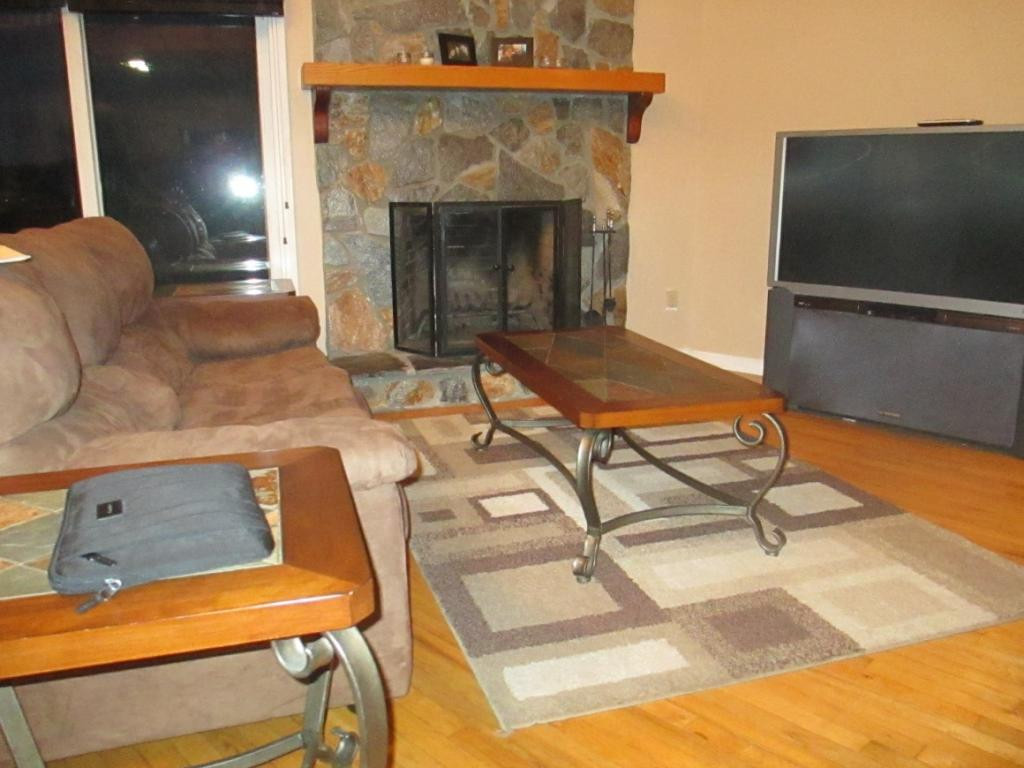 429 Beck Road Piney Flats, TN 37686 - Photo 7 of 36 Wood burning fireplace
