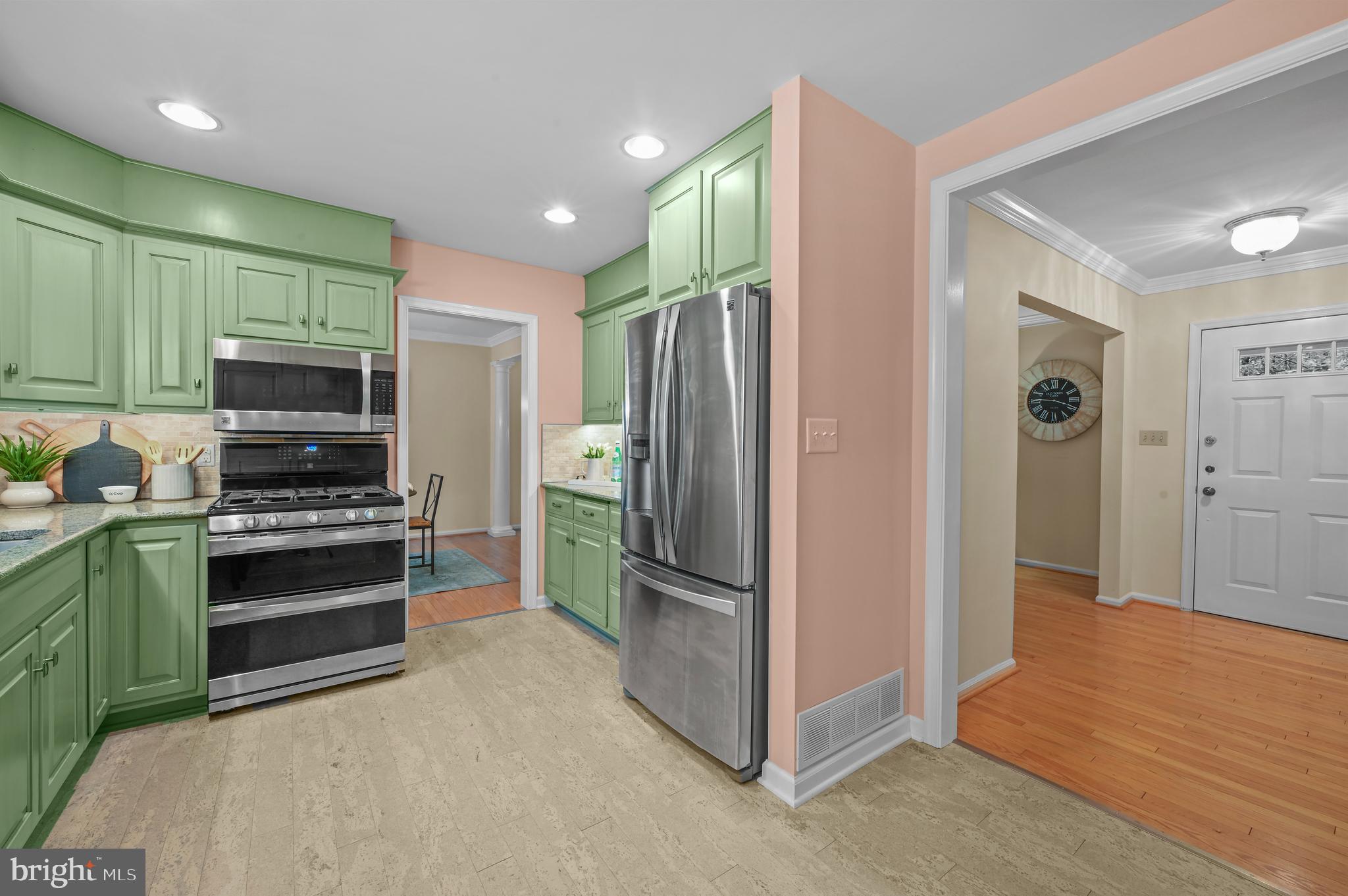 910 Mt Pleasant Road Pottstown, PA 19465 - Photo 8 of 44 stainless appliances