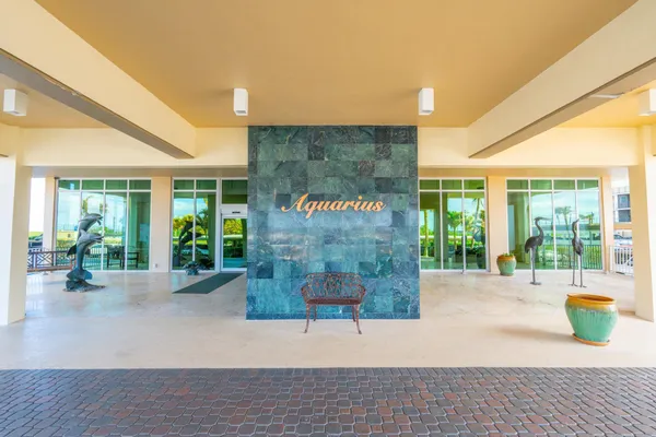 $6,500 | 5440 North Ocean Drive, Unit 306, Singer Island, FL 33404