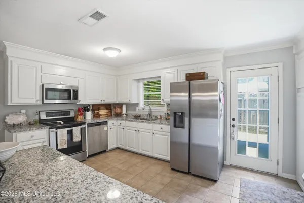 $340,000 | 100 Crimson Lane, Brandon, MS 39042