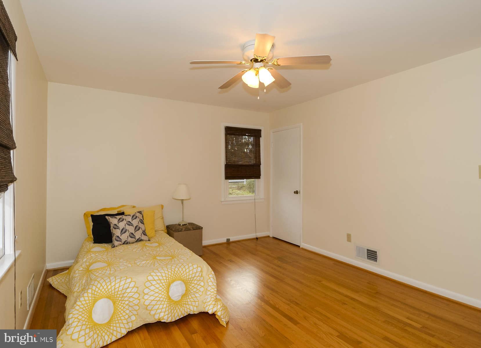 6828 Redberry Road Clarksville, MD 21029 - Photo 15 of 30 Bedroom