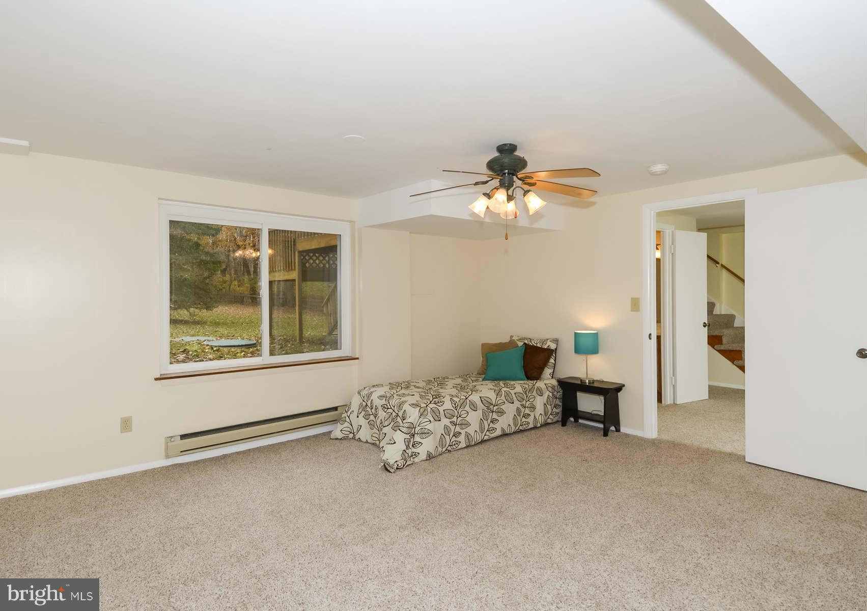 6828 Redberry Road Clarksville, MD 21029 - Photo 19 of 30 Bedroom (Master)