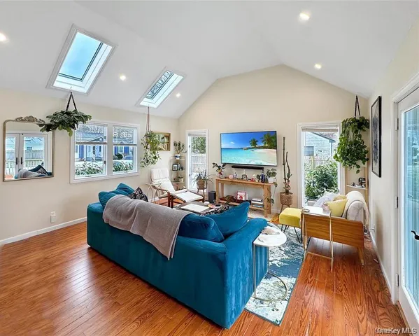 $4,500 | 120 Clinton Avenue, East Patchogue, NY 11772