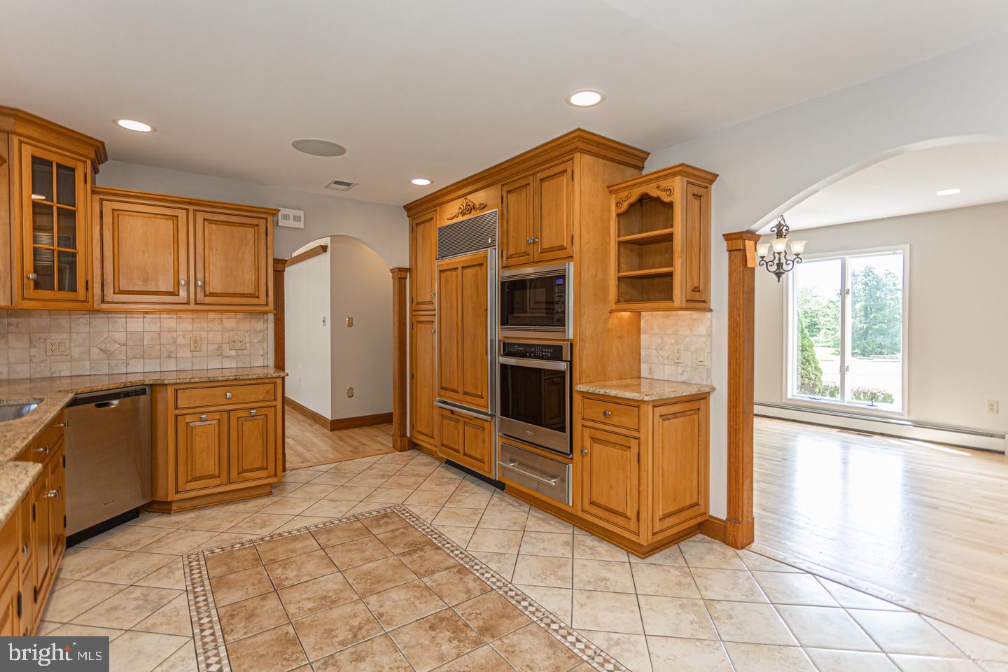 1077 Eagle Road Newtown, PA 18940 - Photo 11 of 63