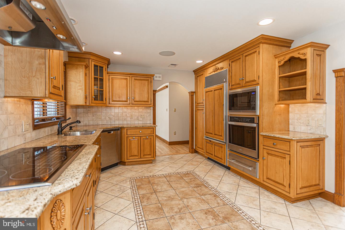 1077 Eagle Road Newtown, PA 18940 - Photo 18 of 63