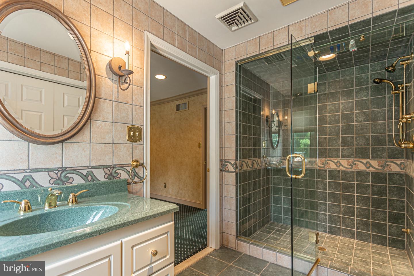 1077 Eagle Road Newtown, PA 18940 - Photo 26 of 63