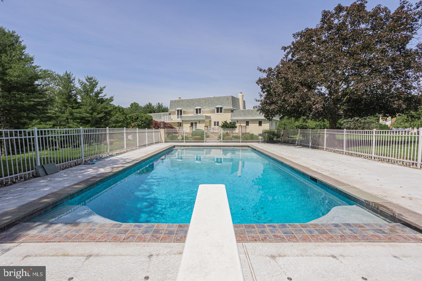 1077 Eagle Road Newtown, PA 18940 - Photo 48 of 63