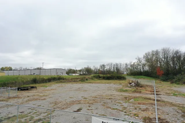 $1,200 | 200 Cemetery Street, Columbia, TN 38401