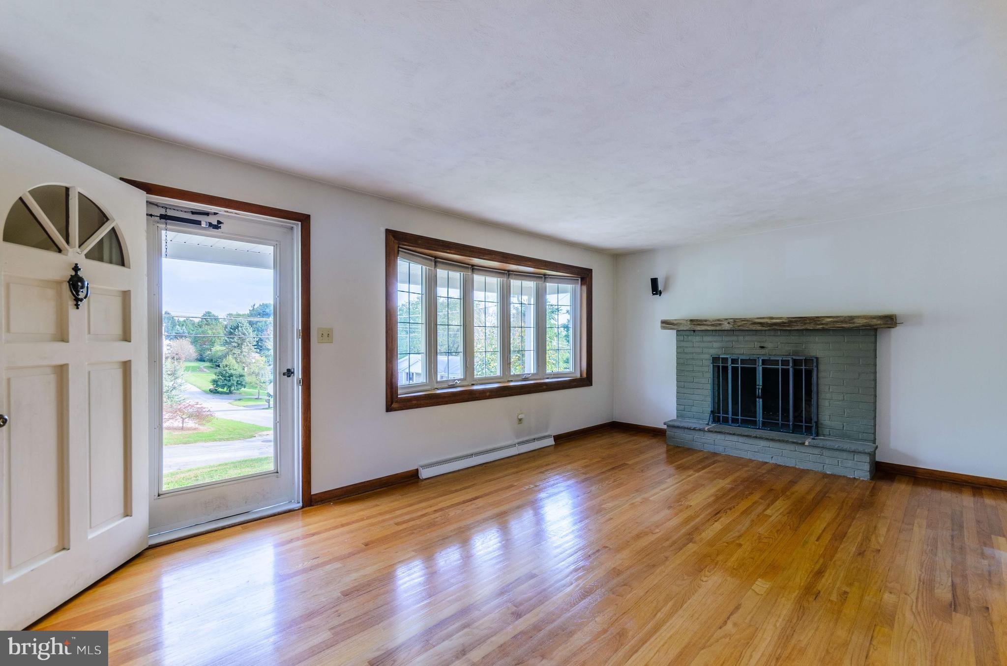 2182 Eden Road York, PA 17406 - Photo 11 of 40 Gallery Image 11
