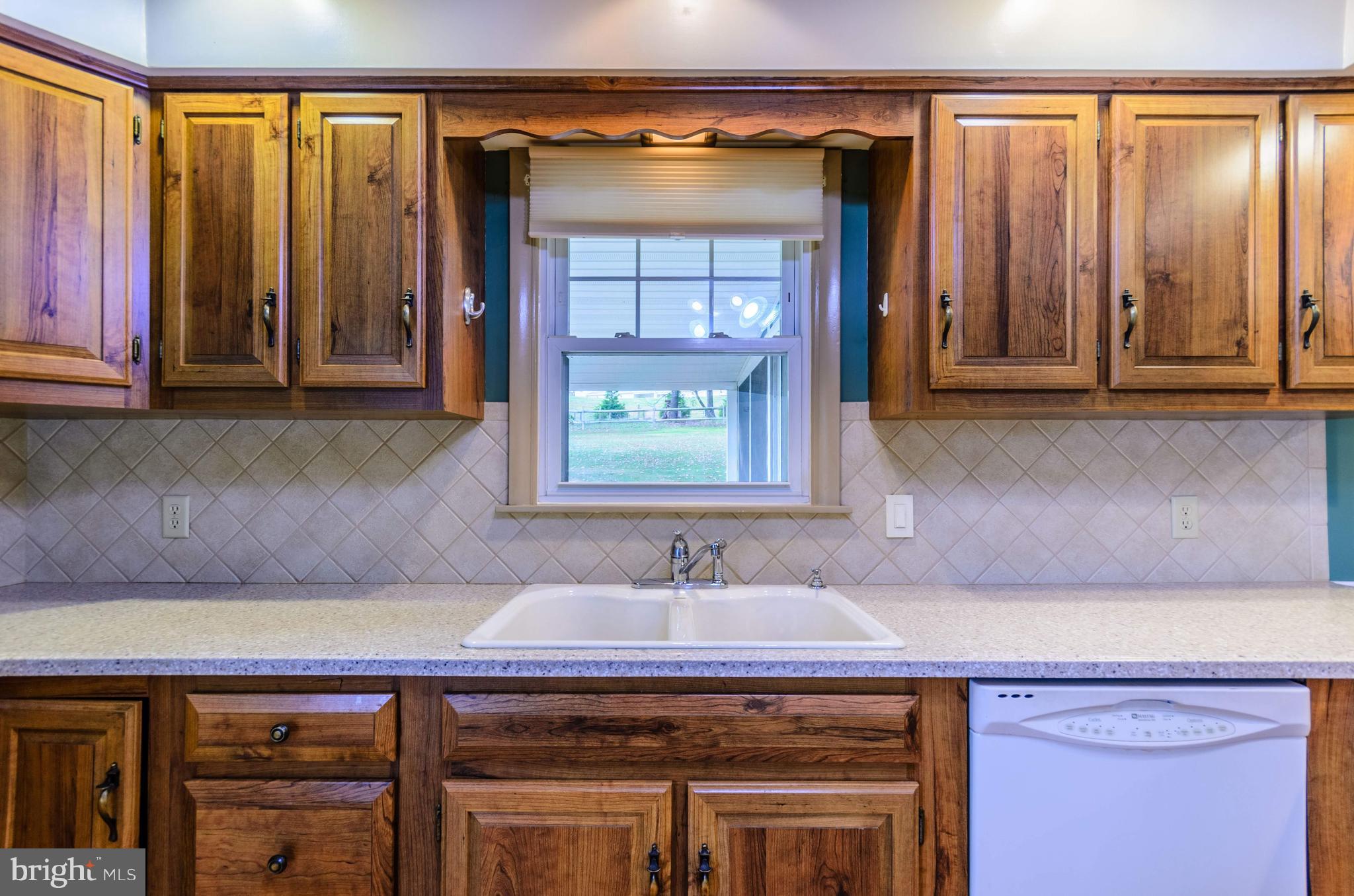 2182 Eden Road York, PA 17406 - Photo 17 of 40 Gallery Image 17