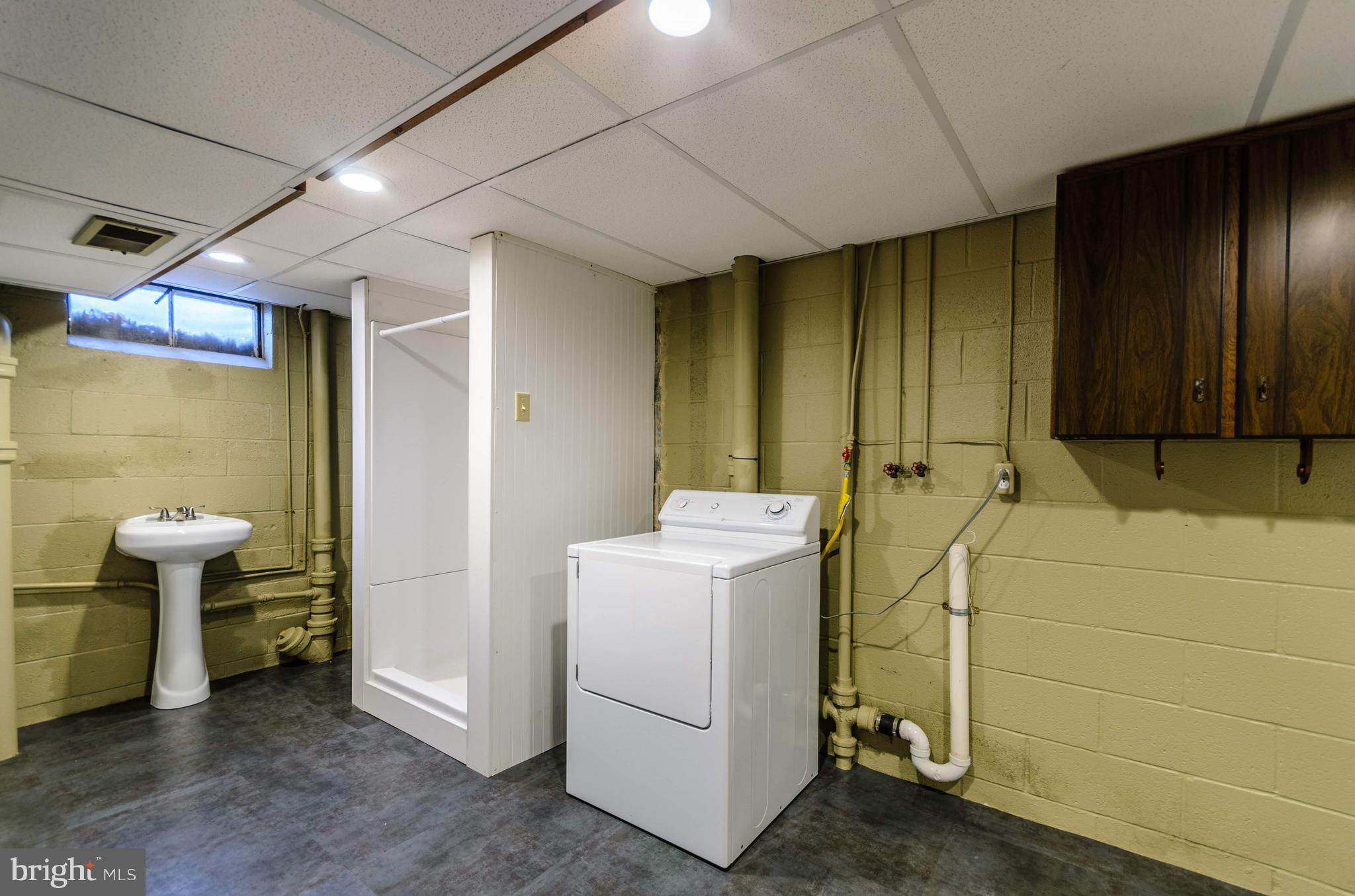2182 Eden Road York, PA 17406 - Photo 30 of 40 Gallery Image 30