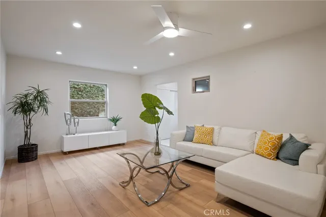 $1,748,000 | 726 West 37th Street, San Pedro, CA 90731