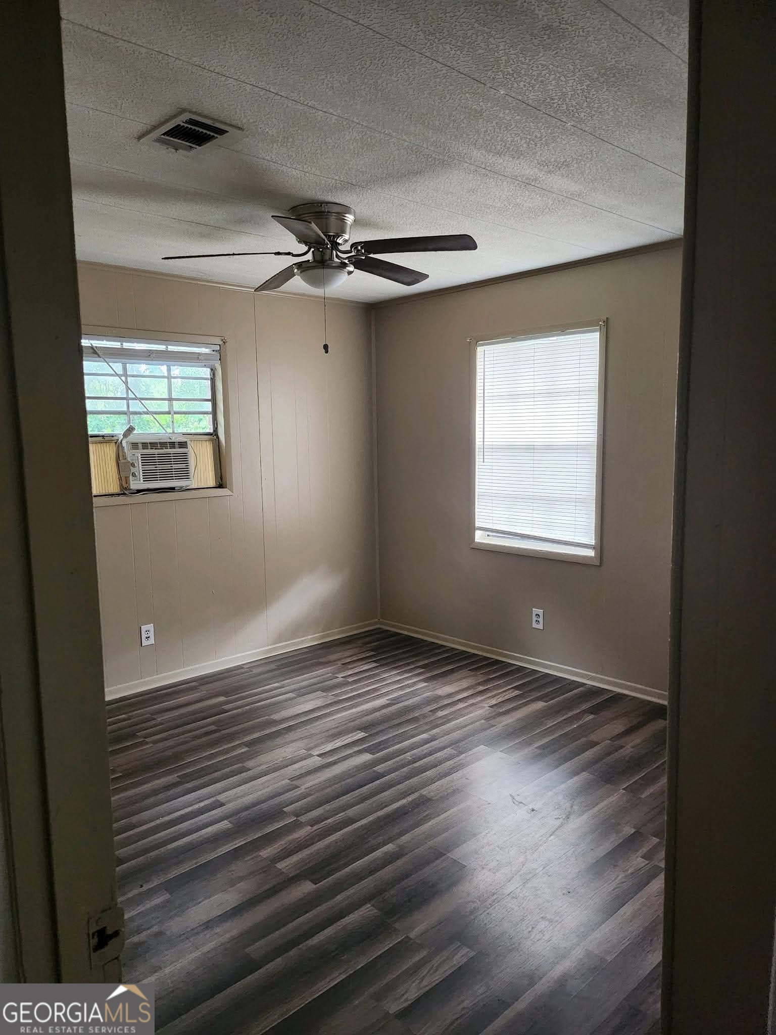 381 King Road Ellaville, GA 31806 - Photo 8 of 12