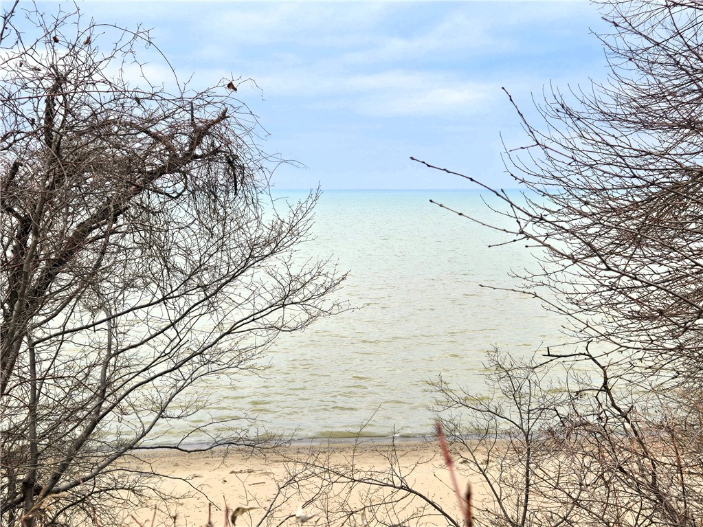 163 Park Road Irondequoit, NY 14622 - Photo 19 of 23 Durand Eastman Beach in March